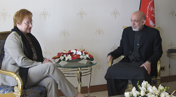 Presidentti Tarja Halonen ja Afganistanin presidentti Hamid Karzai Istanbulissa 10. toukokuuta 2011. Copyright &copy; Tasavallan presidentin kanslia