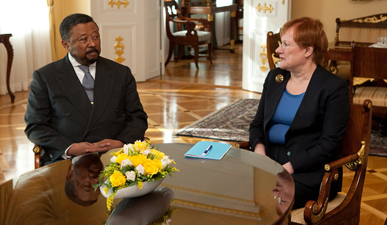 Chairperson of the African Union Jean Ping and President of the Republic Tarja Halonen. Copyright © Office of the President of the Republic of Finland