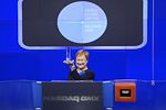 Presidentti Halonen vieraili 21. lokakuuta 2011 NASDAQ-pörssissä, jossa hän toimi päätöskellon soittajana. © 2011, The NASDAQ OMX Group, Inc