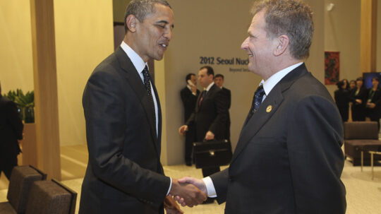  Tasavallan presidentti Sauli Niinistö ja Yhdysvaltain presidentti Barack Obama ydinturvahuippukokouksessa Etelä-Korean Soulissa 26. maaliskuuta 2012. Copyright © Tasavallan presidentin kanslia