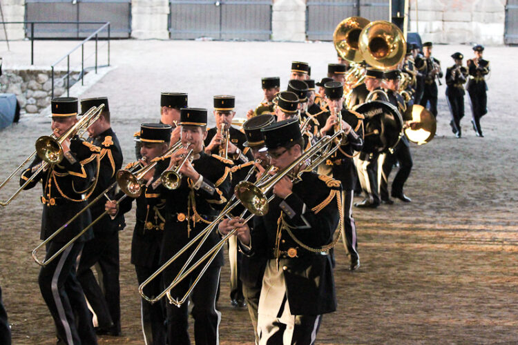             Iltaohjelmassa oli Hamina Tattoo-marssikonsertin kutsuvierasesitys. Copyright © Tasavallan presidentin kanslia