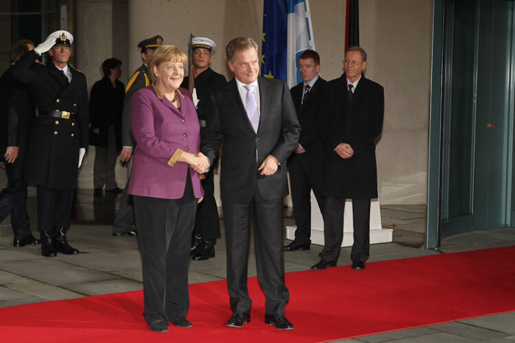  Saksan liittokansleri Angela Merkel ja presidentti Sauli Niinistö tapasivat torstai-iltana 8. marraskuuta 2012. Copyright © Tasavallan presidentin kanslia 