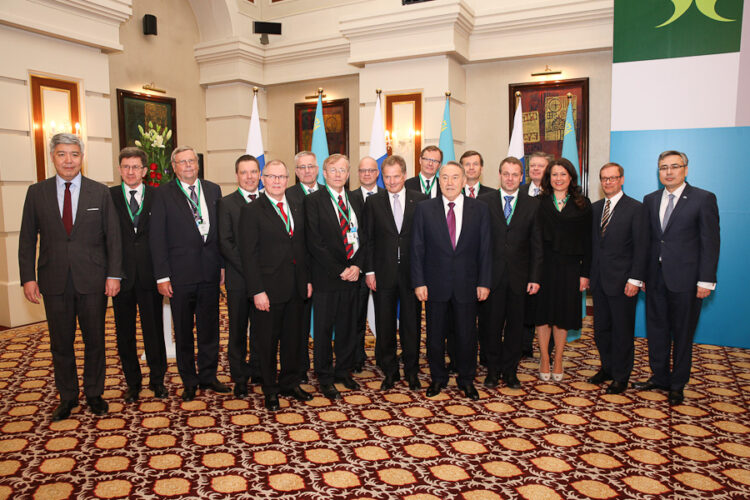 State visit to Kazakhstan on 16–18 April 2013. Copyright © Office of the President of the Republic