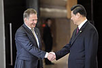  Kiinan presidentti Xi Jinping toivotti tasavallan presidentin tervetulleeksi Boaon talousfoorumiin. Kuva: Lehtikuva 