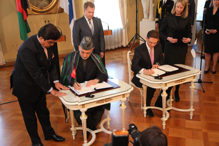 Working visit of President of Afganistan Hamid Karzai on 29 April 2013. Copyright © Office of the President of the Republic