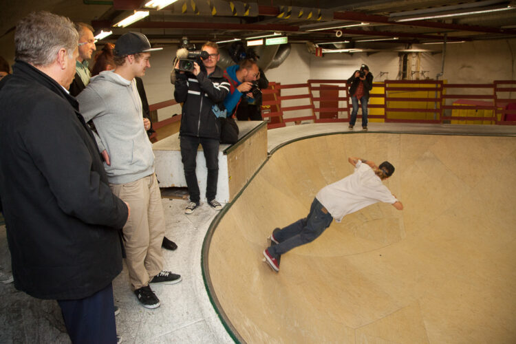  Visit at the Luuppi youth activity centre on 2 October 2013. Copyright © Office of the President of the Republic 