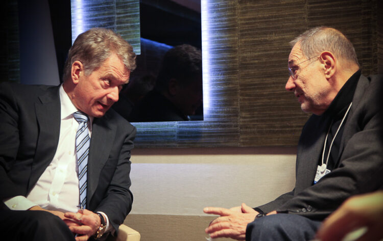  Presidentti Niinistön ohjelma alkoi tapaamisella Javier Solanan kanssa. Copyright © Tasavallan presidentin kanslia 