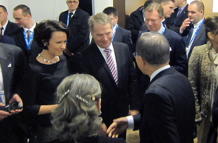  President Niinistö and Mrs Haukio with UN Secretary-General Ban Ki-moon and spouse Yoo Soon-taek at the International Olympic Committee reception in Sochi. Copyright © Office of the President of the Republic