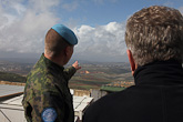  I den pågående insatsen övervakar FN:s fredsbevarare skiljelinjen mellan Libanon och Israel samt stöder Libanons styrkor och bistår lokalbefolkningen. Copyright © Republikens presidents kansli 