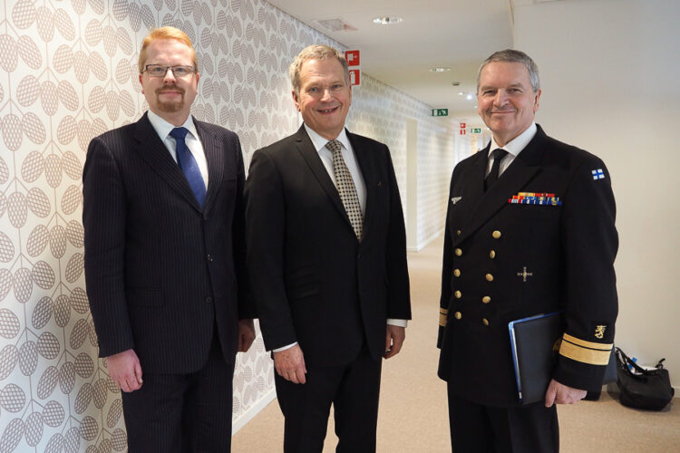  In Brussels, President Niinistö also met Ilkka Salmi (L), Director of the EU Intelligence Analysis Centre, and Georgij Alafuzoff (R), Director of the Intelligence Directorate of the European Union Military Staff. Copyright © Office of the President of the Republic 