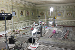 Restoration of the provincial and civic coats of arms bordering the roof of the Gothic Hall took place in spring 2014. Photo: Office of the President of the Republic