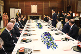 Republikens president Sauli Niinistö träffade Japans premiärminister Shinzo Abe på sitt officiella besök i Tokyo den 10 mars. Copyright © Republikens presidents kansli 