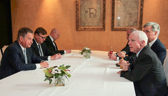 President Niinistö met Senator John McCain, Chairman of the Senate Armed Services Committee of the U.S., in Munich on 13 February. Copyright © Office of the President of the Republic