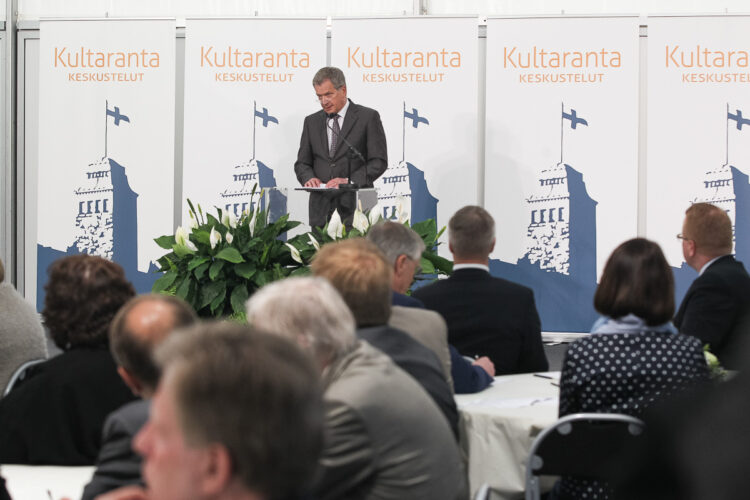 Kultaranta-keskustelut 14.-15.6.2015. Copyright © Tasavallan presidentin kanslia