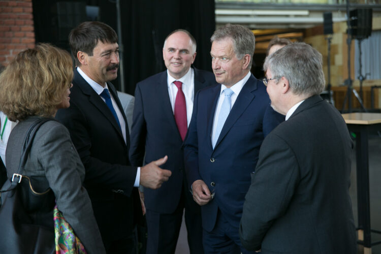 Hungarian President János Áder and Estonian President Toomas Hendrik Ilves visited Finland. President of the Republic Sauli Niinistö met them on Wednesday, 15 June, and later in the afternoon all three attended the World Congress of the Finno-Ugric Peoples in Lahti. Photo: Matti Porre/Office of the President of the Republic of Finland