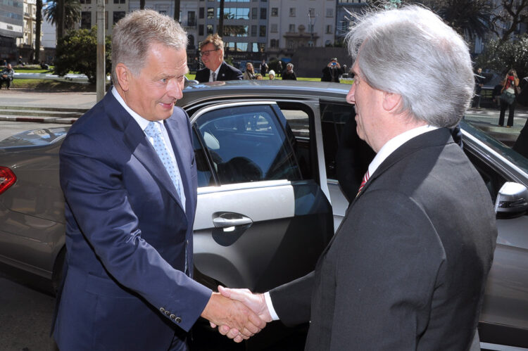  Uruguayn presidentti Tabaré Vázquez vastaanotti presidentti Niinistön vierailulle Montevideossa 17. elokuuta 2016. Kuva: Presidencia de la Republica - ROU