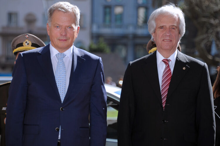  Uruguays president Tabaré Vázquez tog emot president Niinistö. Mottagningsceremonier i Montevideo den 17 augusti 2016. Foto: Presidencia de la Republica - ROU
