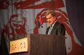  ‘Buori sámi álbmotbeaivvi!’ – Happy Sámi National Day! – said President Niinistö at the SuomiSápmi 100+100 celebration. “The cultural heritage has been cherished and its traditions passed down to new generations. In addition, today's Sámi culture, which cuts across a range of art forms, is both unique and contemporary,” said the President. Photo: Matti Porre/Office of the President of the Republic of Finland 