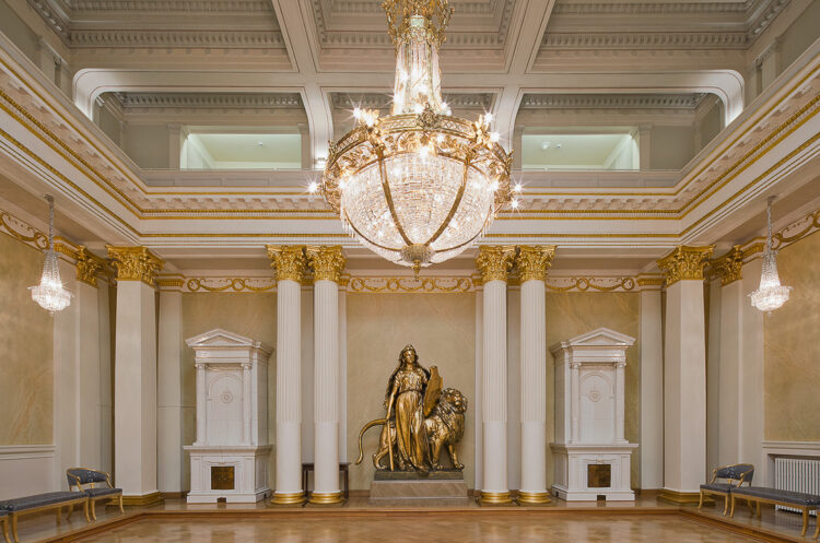 The modernised building services were concealed within the wall and floor structures. Acoustics in the Hall of State were enhanced. Photo: Office of the President of the Republic