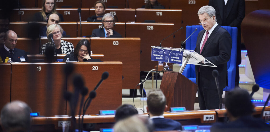 Presidentti Niinistö puhui Euroopan neuvoston parlamentaarisen yleiskokouksen täysistunnossa. © Council of Europe / Candice Imbert