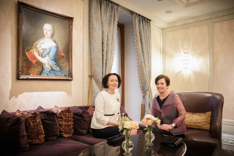 Mrs Jenni Haukio and Mrs Doris Schmidauer in Vienna on 1 January 2019. Photo: Peter Lechner/Office of the Federal President of Austria