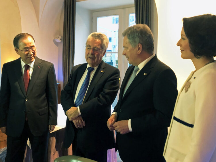 Presidenttipari tapasi Wienissä myös YK:n entisen pääsihteeri Ban Ki-moonin ja Itävallan entisen liittopresidentti Heinz Fischerin.
