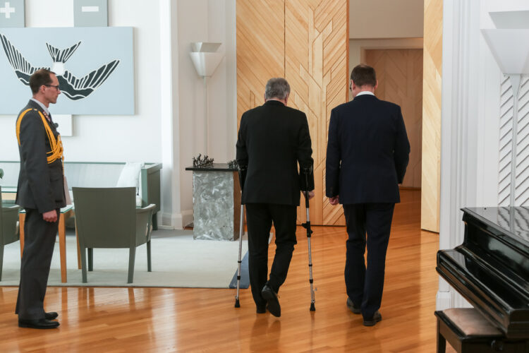 Statsminister Juha Sipilä lämnade statsrådets avskedsbegäran till republikens president Sauli Niinistö den 8 mars 2019 på Talludden. Foto: Matti Porre/Republikens presidents kansli
