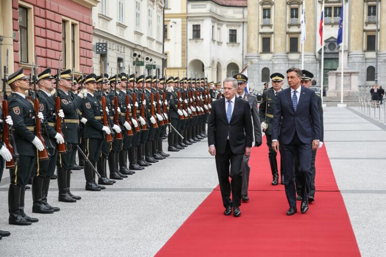 Vastaanottoseremoniat Ljubljanassa. Kuva: Matti Porre /Tasavallan presidentin kanslia