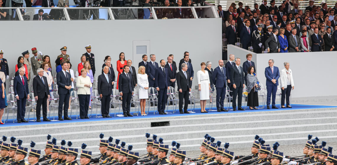 Tasavallan presidentti Sauli Niinistö osallistui Ranskan kansallispäivän juhlallisuuksiin sunnuntaina 14. heinäkuuta 2019 Pariisissa. Vierailua isännöi Ranskan presidentti Emmanuel Macron. Kuva: Riikka Hietajärvi/Tasavallan presidentin kanslia