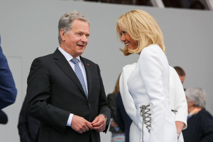 Republikens president Sauli Niinistö deltar i festligheterna med anledning av Frankrikes nationaldag söndagen den 14 juli 2019 i Paris. Värd för besöket är Frankrikes president Emmanuel Macron. Foto: Riikka Hietajärvi/Republikens presidents kansli