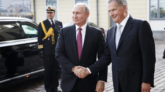 President of the Republic of Finland Sauli Niinistö welcomed President of Russia Vladimir Putin to a working visit to Finland. Photo: Roni Rekomaa/Office of the President of the Republic of Finland