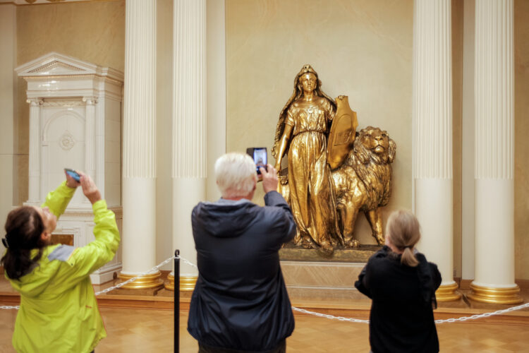 Open House at the Presidential Palace from 12 to 14 September 2019. Photo: Matti Porre/Office of the President of the Republic of Finland
