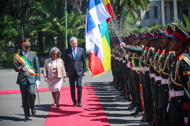 Etiopian presidentti Sahle-Work Zewden vastaanotti presidentti Sauli Niinistön vierailulle Addis Abebassa 15. lokakuuta 2019. Kuva: Juhani Kandell/Tasavallan presidentin kanslia