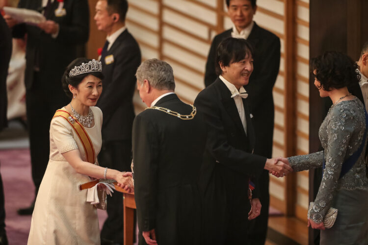 Japanin kruununprinssi Akishino ja kruununprinsessa Kiko vierailivat viime heinäkuussa Kultarannassa. Kuva: Secretariat for the Ceremonies of Imperial Succession