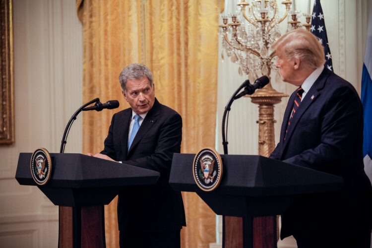 Presidentti Niinistön ja presidentti Trumpin yhteinen tiedotustilaisuus Valkoisen talon East Roomissa. Kuva: Matti Porre/Tasavallan presidentin kanslia