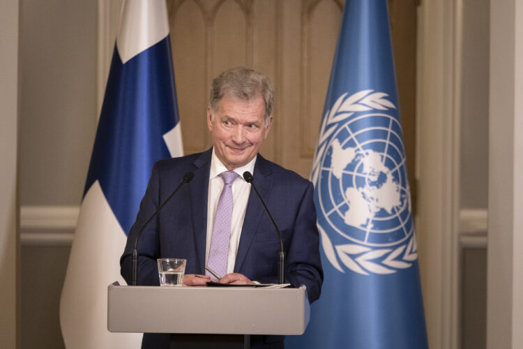 President Niinistö  på pressträffen i 
Presidentens slott  efter sitt anförande i FN:s generalförsamling. Foto: Jon Norppa/Republikens presidents kansli