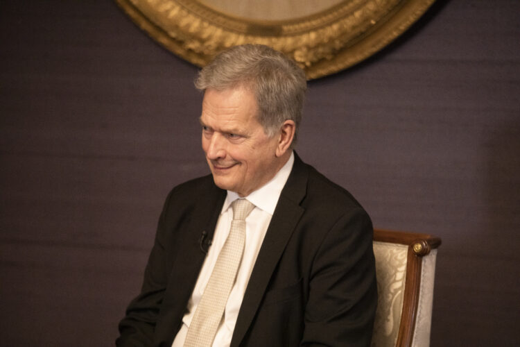 Before Independence Day, President Niinistö also met at the Presidential Palace General Jaakko Valtanen, who viewers have been accustomed in recent years to seeing as the first guest to arrive at the Hall of State. Photo: Jon Norppa/Office of the President of the Republic