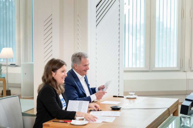 President of the Republic of Finland Sauli Niinistö and Nella Salminen speaking at the #ReutersIMPACT event on 6 October 2021. Photo: Jon Norppa/The Office of the President of the Republic of Finland