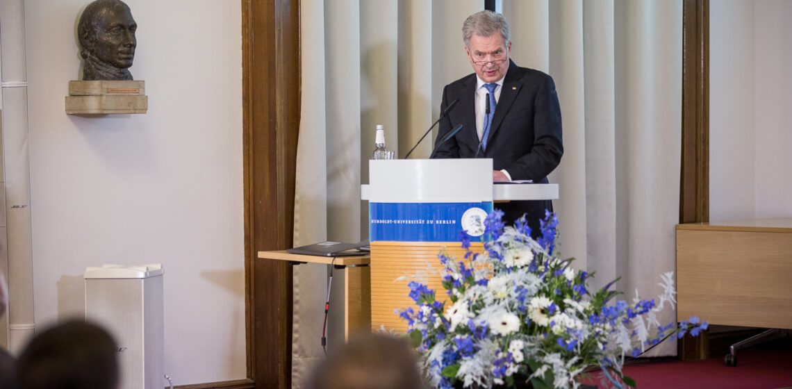 Presidentti Niinistö piti Berliinin Humboldt-yliopistolla puheen, jonka aiheena on tarve vahvemmalle Euroopalle kovemmassa ja vaikeammassa maailmassa 23.11.2021. Kuva: Matti Porre/Tasavallan presidentin kanslia
