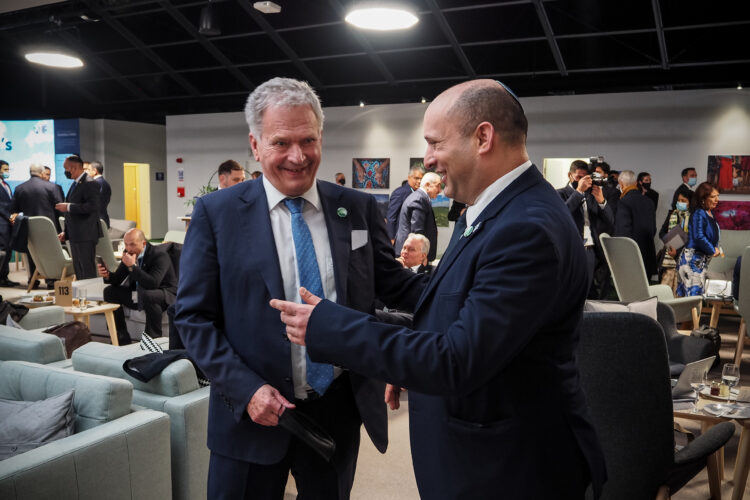 President Niinistö and Prime Minister of Israel Naftali Bennett at the UN COP26 Climate Change Conference in Glasgow on 1 November 2021. Photo: Tino Savolainen/Office of the President of the Republic of Finland