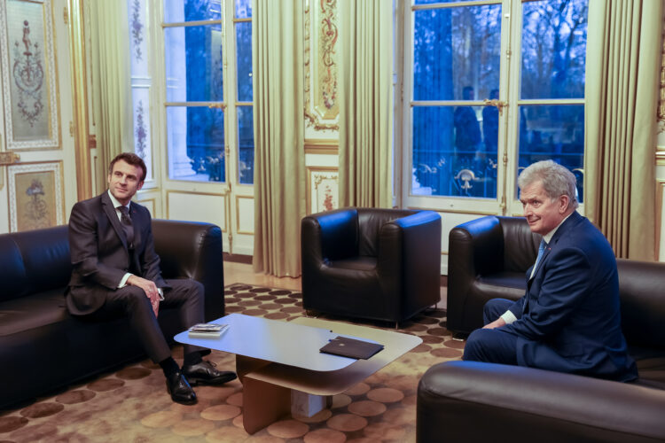 President of the Republic of Finland Sauli Niinistö met with President of France Emmanuel Macron in Paris on Monday, 21 March 2022. Photo: Johanna Unha-Kaprali/Embassy of Finland in Paris