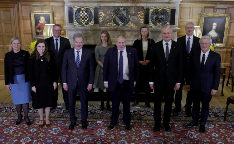 Presidentti Niinistö osallistui Iso-Britannian pääministeri Boris Johnsonin isännöimän JEF-maiden päämieskokouksen illalliselle Lontoossa 15. maaliskuuta 2022. Kuva: Jouni Mölsä/Tasavallan presidentin kanslia
