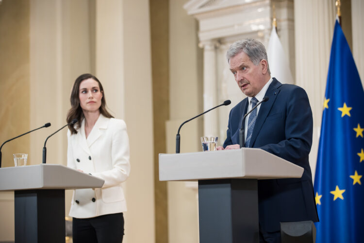 President of the Republic of Finland Sauli Niinistö and Prime Minister of Finland Sanna Marin held a joint press conference on Finland’s security policy decisions on Sunday, 15 May 2022 at the Presidential Palace. Photo: Matti Porre/Office of the President of the Republic of Finland