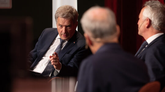 President Niinistö and Norwegian Prime Minister Jonas Gahr Støre in a discussion moderated by NUPI Director Ulf Sverdrup. Photo: Matti Porre / Office of the President of the Republic of Finland