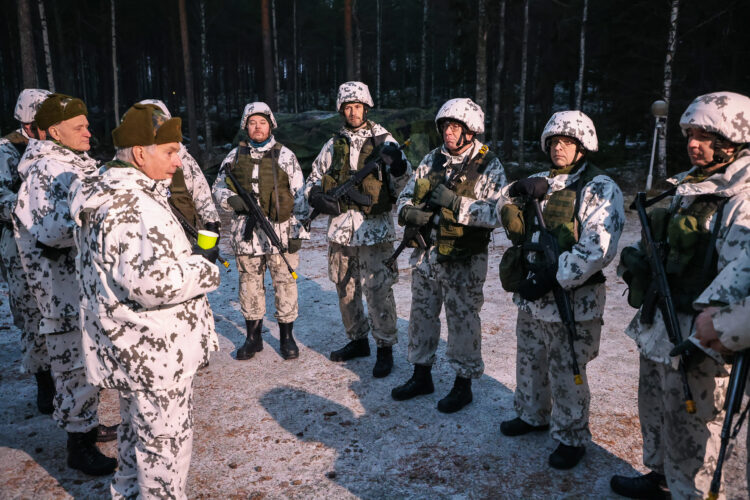 President Sauli Niinistö inspekterade Arméns huvudkrigsövning Kontio 22 den 28–29 november 2022 i Norra Karelen. Foto: Jouni Mölsä/Republikens presidents kansli