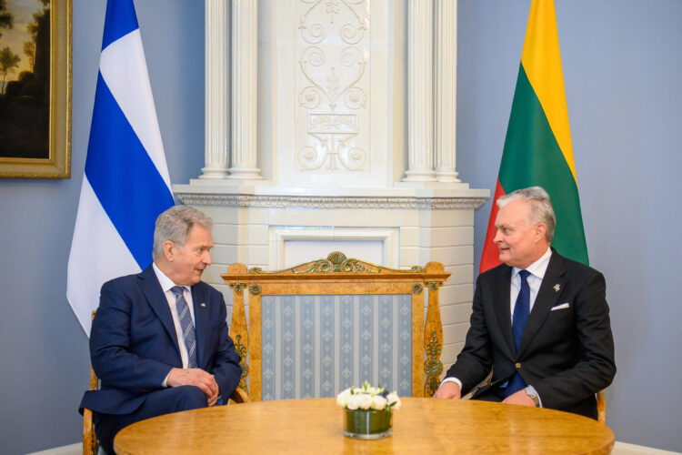 The Presidents conducting bilateral discussions. Photo: Robertas Dačkus/Office of the President of Lithuania
