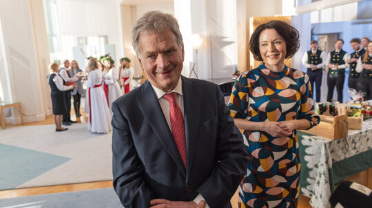 The Presidential couple, interviewed by the media. Photo: Matti Porre/Office of the President of the Republic of Finland