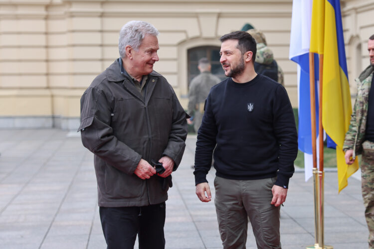 Republikens president Sauli Niinistö träffade Ukrainas president Volodymyr Zelenskyij tisdagen den 24 januari 2023 i Kiev. Foto: Riikka Hietajärvi/Republikens presidents kansli