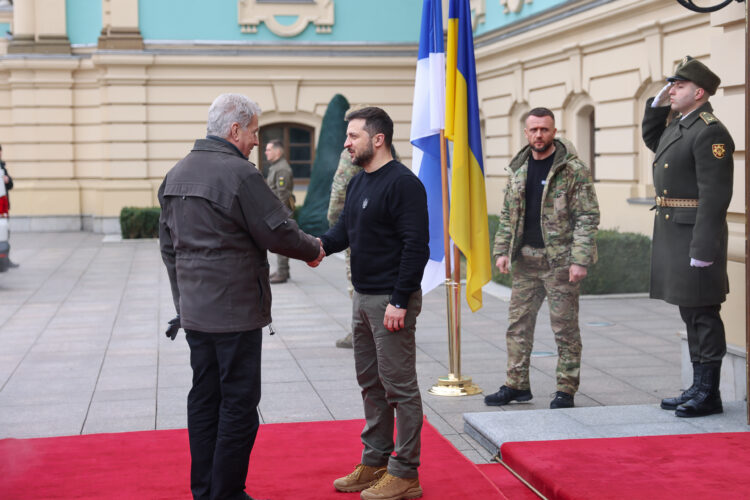 Republikens president Sauli Niinistö träffade Ukrainas president Volodymyr Zelenskyij tisdagen den 24 januari 2023 i Kiev. Foto: Riikka Hietajärvi/Republikens presidents kansli