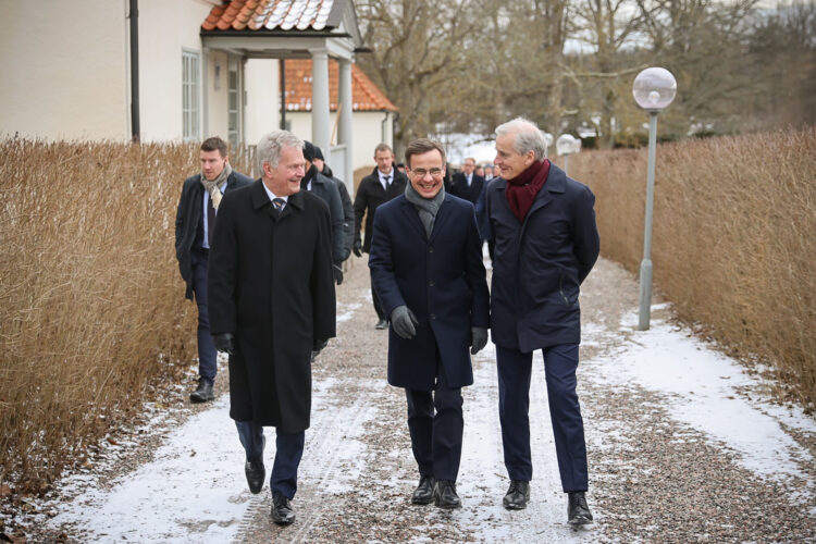 President Niinistö, statsminister Kristersson och statsminister Gahr Støre på Harpsund.
Foto: Riikka Hietajärvi/Republikens presidents kansli